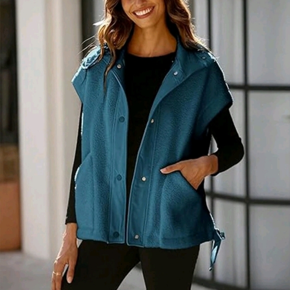 Women's Oversized Fleece Vest Sleeveless Casual Button Down Piecing Fuzzy Sherpa - Picture 3 of 3